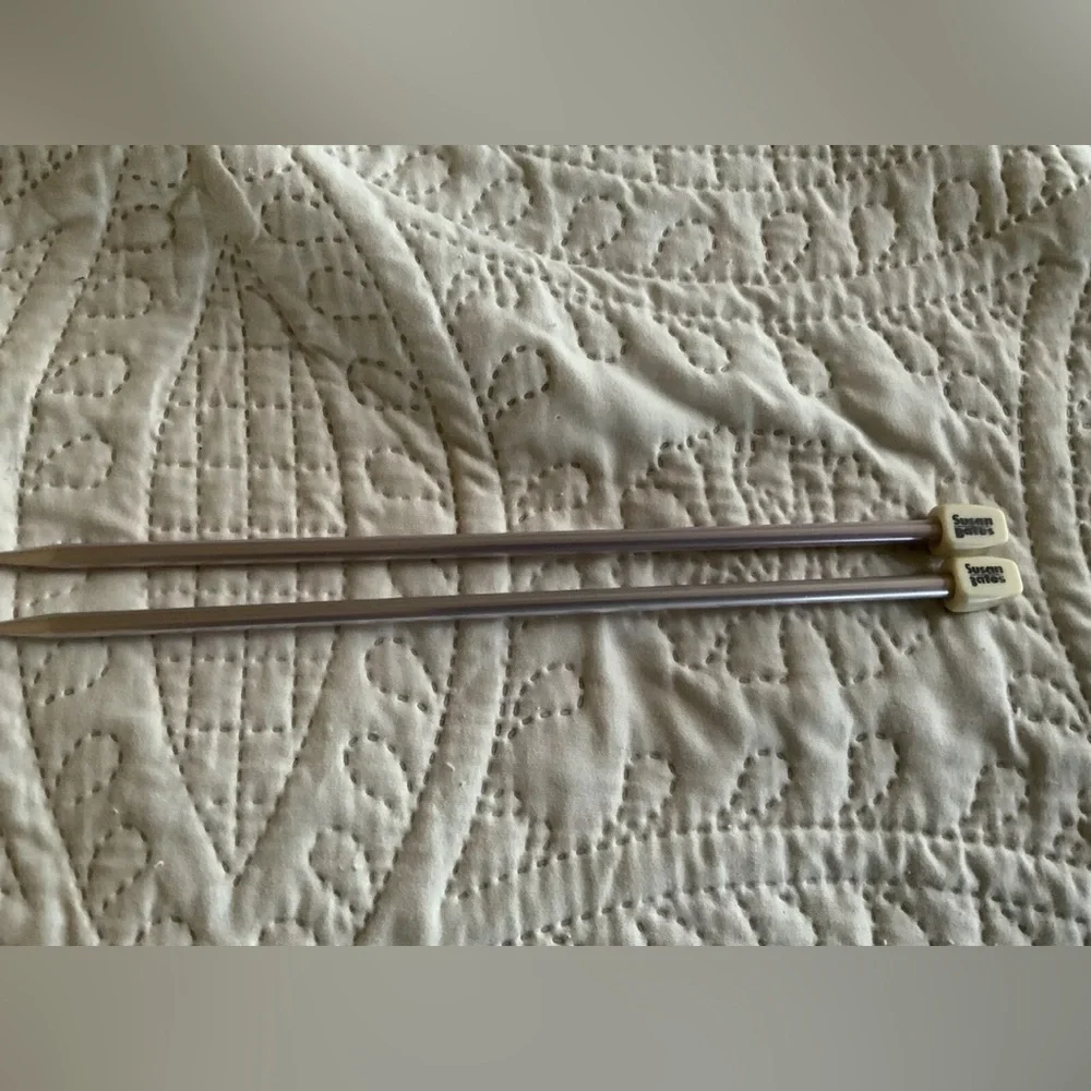 Susan Bates Pink Aluminum Knitting Needles 10 US 6mm